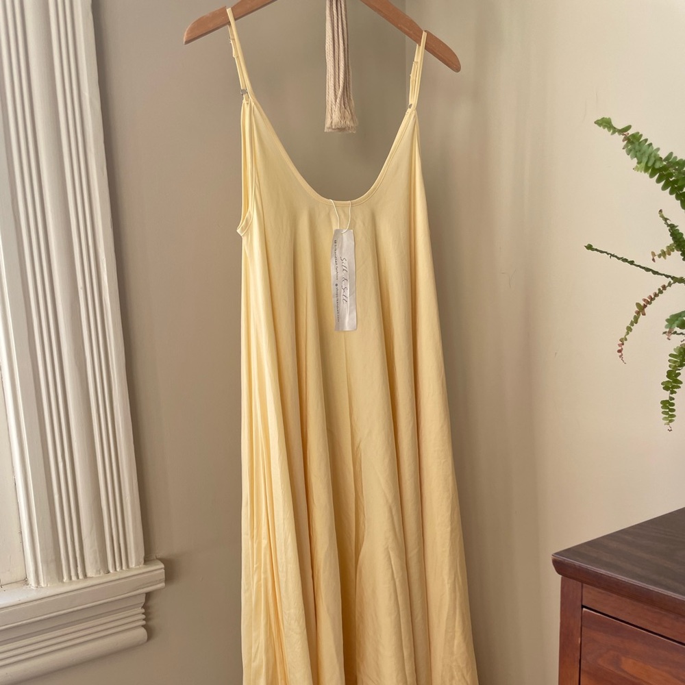 Salt & Silk - Silky golden maxi dress